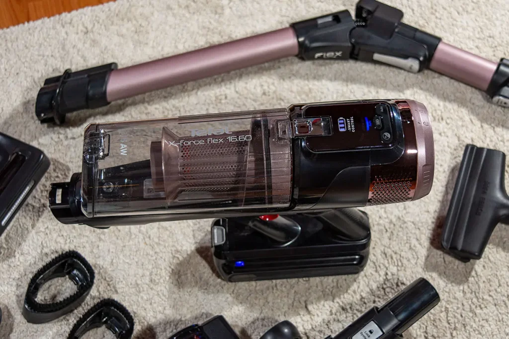 Tefal X-Force Flex 16.60 – jednostka centralna z pojemnikiem na kurz, wyświetlaczem Smart Control i akcesoriami w zestawie