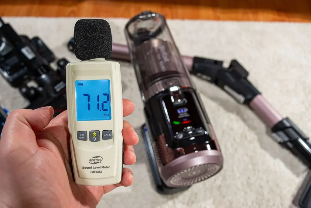 Pomiar głośności miernikiem – tryb Max 71,2 dBA, Tefal X-Force Flex 16.60